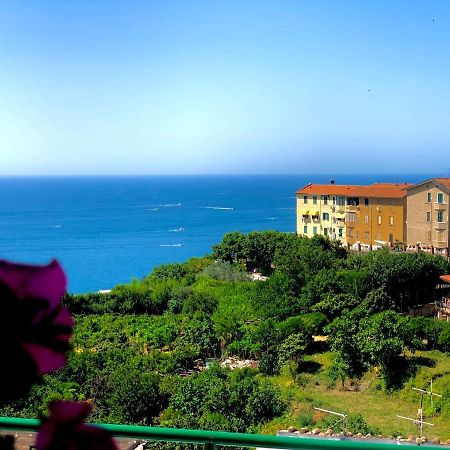 Apartamento La Finestra Sul Duomo, Amalfi Coast Vietri Exterior foto