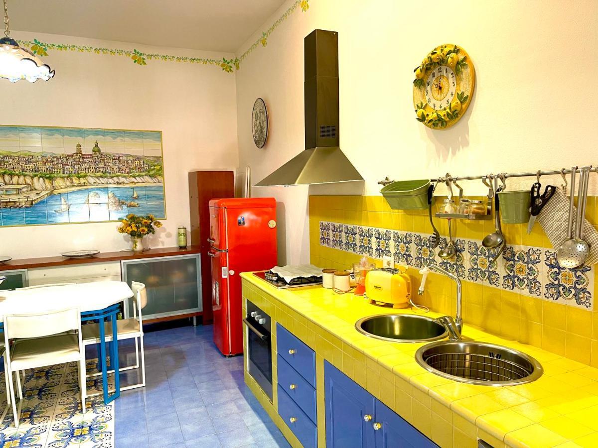 Apartamento La Finestra Sul Duomo, Amalfi Coast Vietri Exterior foto